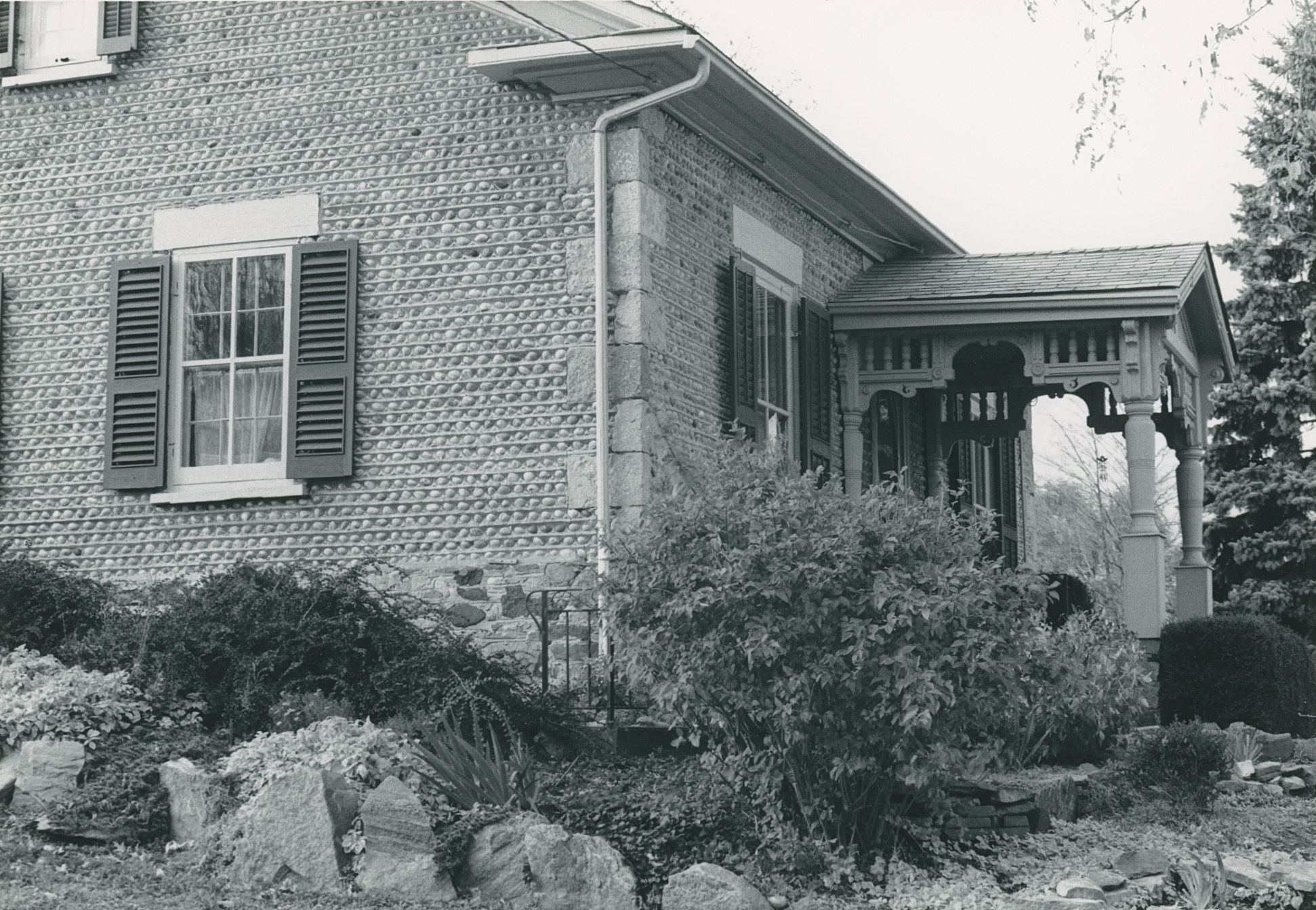 Bra-10 22 Church St 5